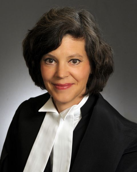 Justice Julie Thorburn, Law’88, a former Superior Court judge and Divisional Court team leader, is the latest Queen’s Law grad appointed to the Court of Appeal for Ontario. 