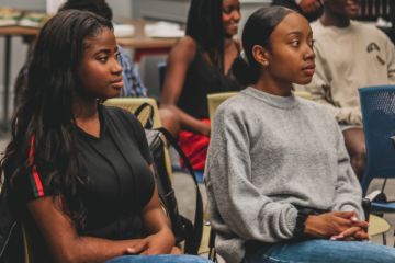 Black undergraduate students learned all about prepping to apply to law school and more from members of the Black Law Students’ Association – Queen’s Chapter at a pre-law information session co-organized with the Queen’s Black Academic Society on October 10. 