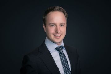Asher Honickman, Law’10, who has already become a partner with a Toronto law firm, co-founded two organizations advocating the rule of law in Canada and appeared before the Supreme Court, is this year’s winner of the Dan Soberman Outstanding Young Alumni Award.