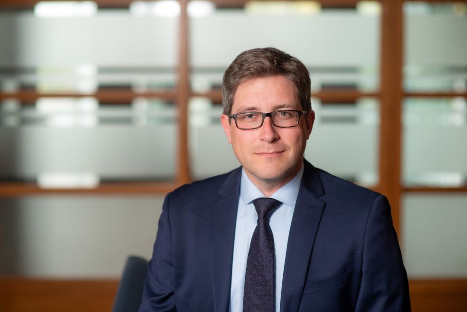 Professor Nicolas Lamp