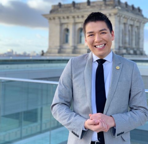 Darian Doblej, Law’21, who has worked to improve child welfare within his First Nation community and with the federal and provincial governments, has won the Indigenous Law Student Scholarship for serving and advancing the interests of Indigenous Peoples. Darian Doblej, Law’21, who has worked to improve child welfare within his First Nation community and with the federal and provincial government, has won the Indigenous Law Student Scholarship for serving and advancing the interests of Indigenous Peoples.