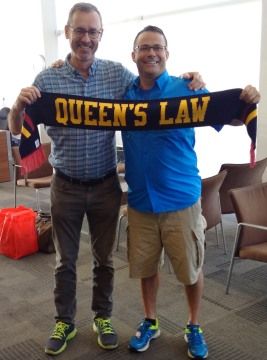 Dean Flanagan shares a moment with David Sharpe, Law’95, who is also the alumni ambassador for Aboriginal student recruitment for the Faculty.