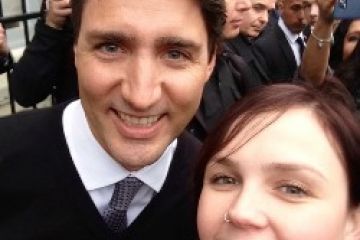 Prime Minister Justin Trudeau poses for a selfie with Sarah Black, Law’17.