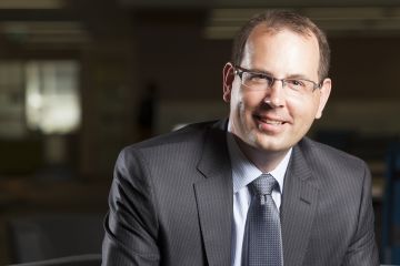 Professor Erik Knutsen, recently elected a Fellow of the European Law Institute, has received a new research grant to write a practical reference book for courts, lawyers, and insurers to guide decision-making processes around interpreting the language of insurance policies to produce fair, efficient, and just outcomes for both sides involved in disputes.
