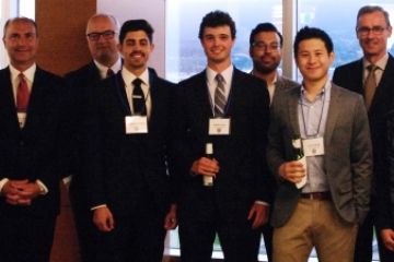 Dean Bill Flanagan (4th right) with alumni and members of the incoming Law’18 class at the Queen’s Law reception in Vancouver on May 14.