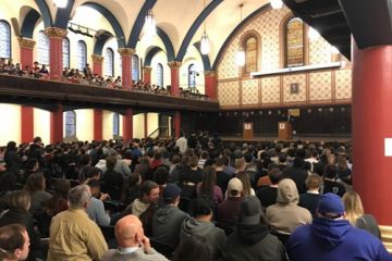 Audience members line up to ask Jordan Peterson questions during the Liberty Lecture in Grant Hall on March 5. (Photo by Mark Erdman)