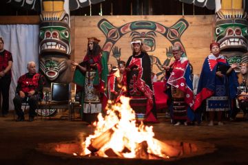 Oct. 16, 2019: A ceremony at the K’ómoks Bighouse in the Comox Valley on Vancouver Island, marks the first legally binding contract ratified by a Canadian Crown corporation through Indigenous legal traditions. (Photo by Media One) 